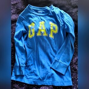Gap long sleeve tee